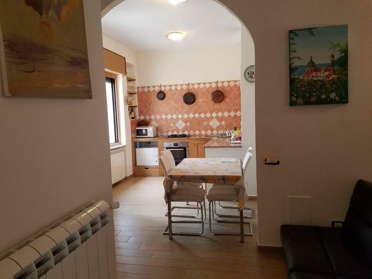 شقة Casa Di Chiara Vietri المظهر الخارجي الصورة
